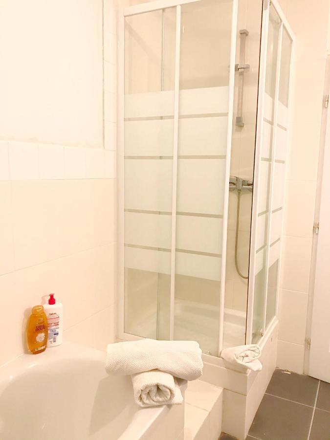 Appartement En Plein Centre Ville Apt Exterior photo