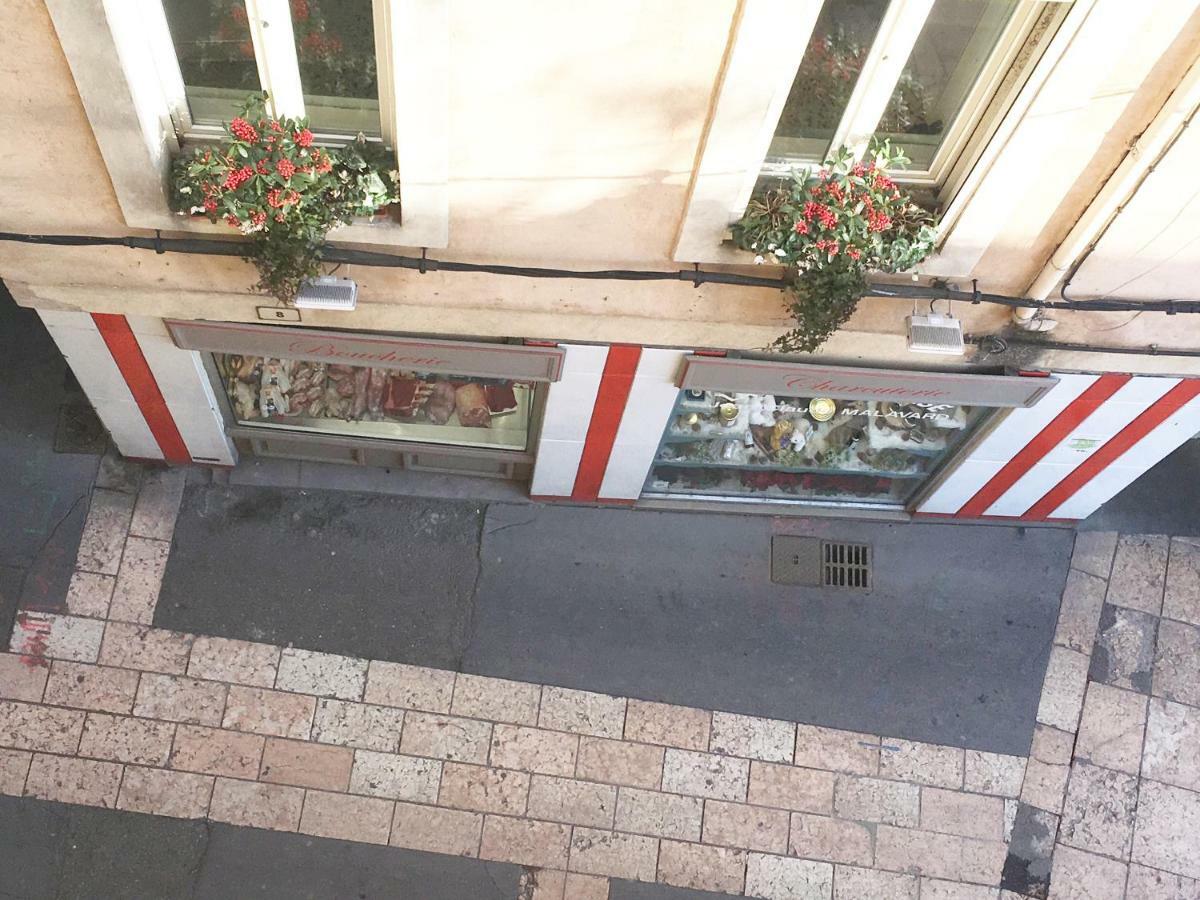 Appartement En Plein Centre Ville Apt Exterior photo